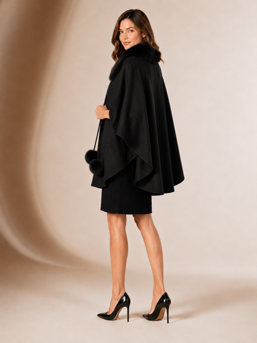 Women's Cashmere Cape with Fox Fur