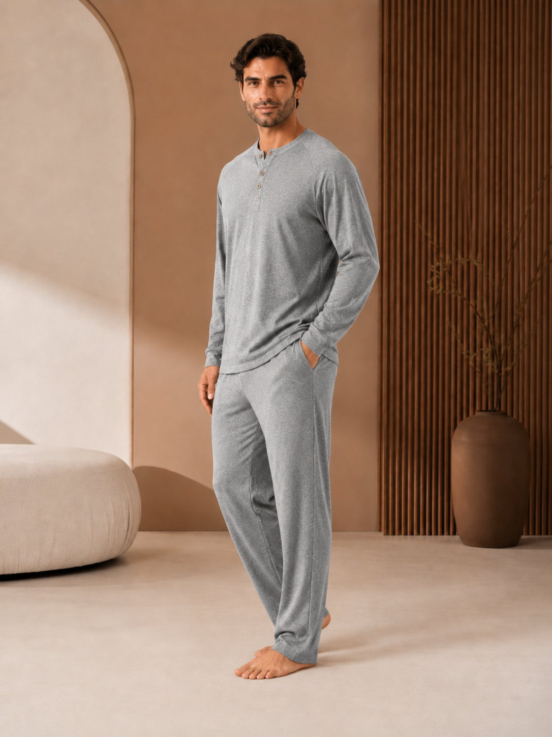 Unisex Trouser & Sweater Lounge Set in Pure Cashmere - Model Image 2