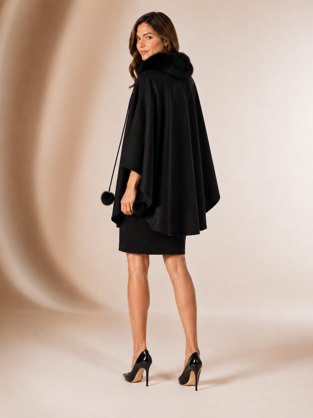 Women's Cashmere Cape with Fox Fur
